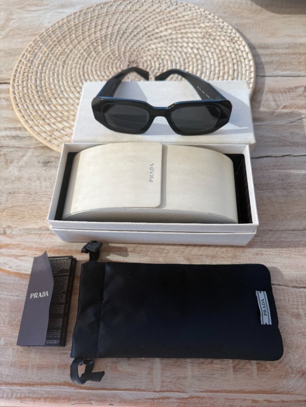 Prada PR 17WS Sunglasses - Excellent Condition - Picture 7 of 9